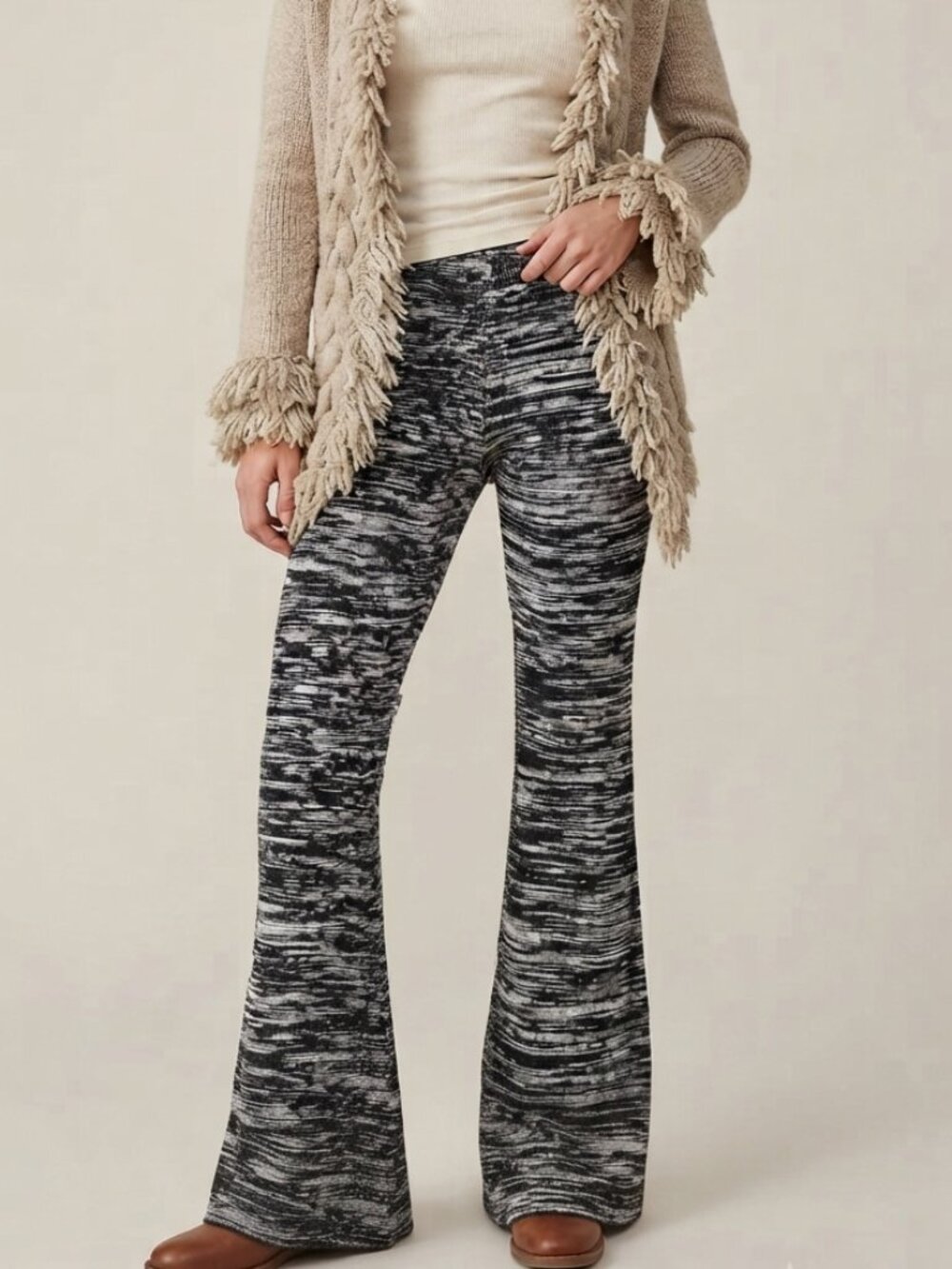 Anthropologie Knit Flare Pants Comfortable Soft Stretch Size Large Boho Bohemian